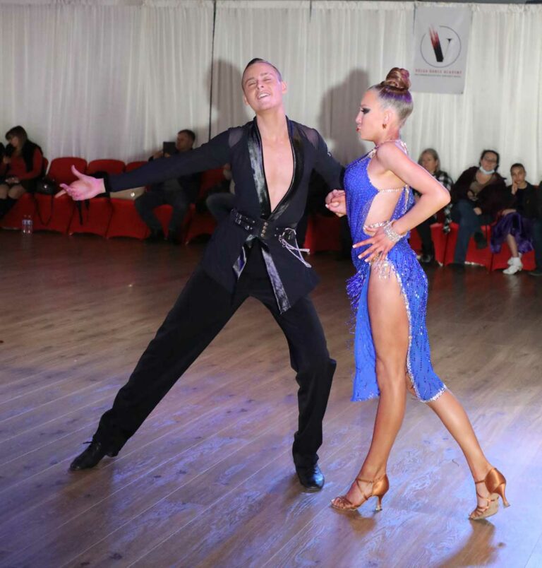 Anthony Katchourine and Liza Belikov dance the Youth Latin Championship.