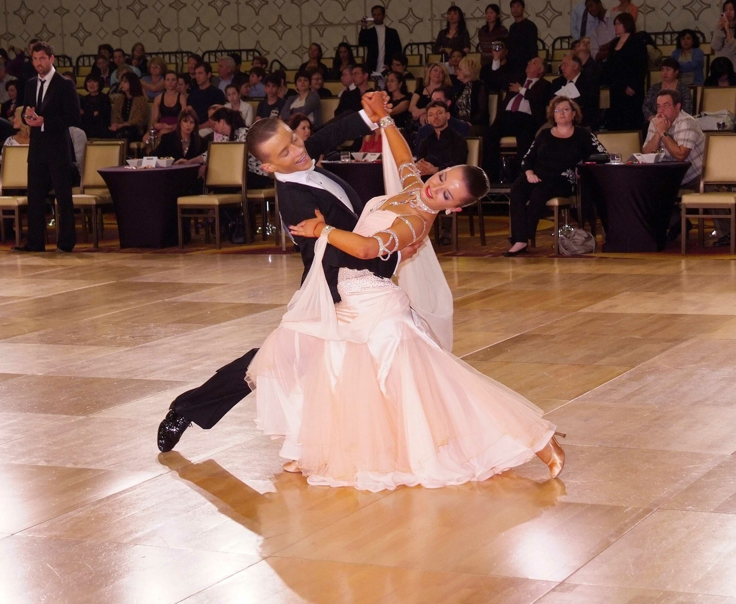Youth Amateur Standard dancers Taras Savitskyy and Liya Podokshik