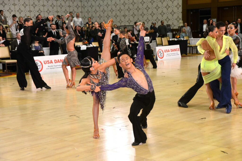 Kinsley Lin and Michelle Yiu were the 2013 and 2014 United States Junior II International 10-Dance and Standard Champions.  Here they are dancing in the 2011 National Championships.